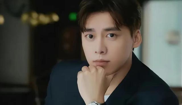 李易峰和唐嫣2024新剧_搜一搜李易峰唐嫣演的电视剧_唐嫣跟李易峰演的电视
